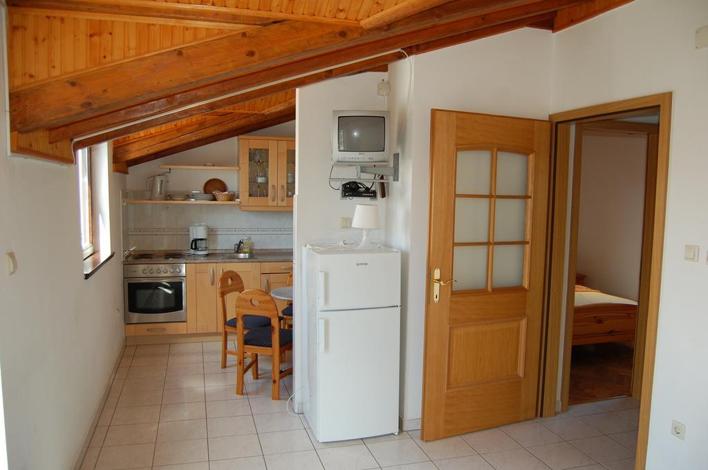Apartments Bojanic ヴォディツェ 部屋 写真